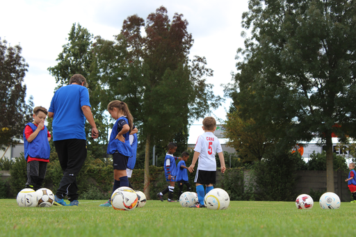 Dribbling-Training beim FC Grenchen.