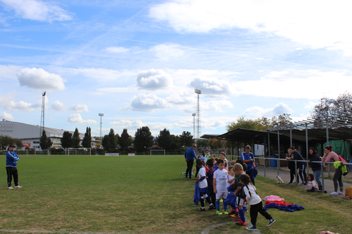 Ob auf dem Feld oder am Spielfeldrand - beim FC Grenchen steppt der Bär.